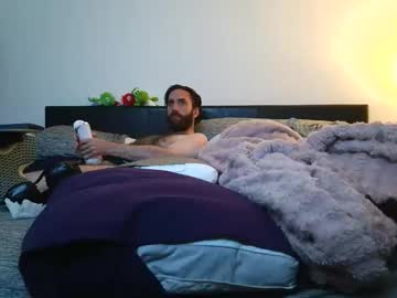 Yakobi86 Chaturbate stream image from October 17, 2025