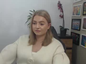 Mysteryericax Chaturbate stream image from October 17, 2025