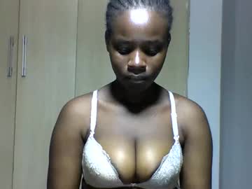 Squiter_Girlie Chaturbate stream image from October 17, 2025