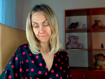 Tanya6547 Chaturbate stream image from October 17, 2025