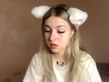 Winnifredtrudillo Chaturbate stream image from October 17, 2025