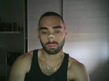 Mollo20 Chaturbate stream image from October 17, 2025