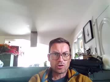 Pchittt Chaturbate stream image from October 17, 2025