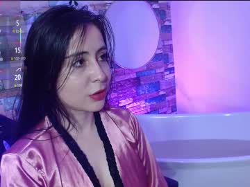 Violet_Tay1 Chaturbate stream image from October 17, 2025