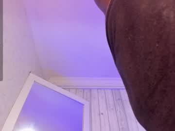 Dominicsccott Chaturbate stream image from October 17, 2025