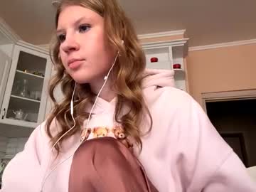 Larhondaalsobrook Chaturbate stream image from October 17, 2025