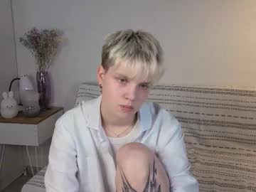 Mimipuff Chaturbate stream image from October 17, 2025