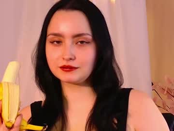 Nerine_Sun Chaturbate stream image from October 17, 2025
