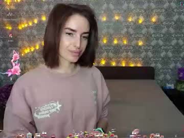 Adrihanna Chaturbate stream image from October 17, 2025