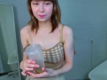 Katie_Ktk Chaturbate stream image from October 17, 2025