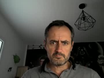 Zinzanrossi Chaturbate stream image from October 17, 2025