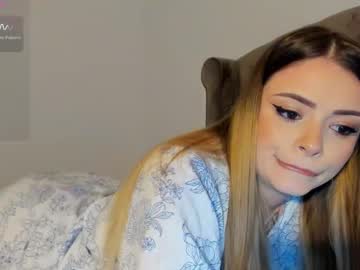 Kailyn_Moen01 Chaturbate stream image from October 17, 2025