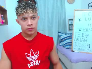 Lucas_Luxx1 Chaturbate stream image from October 17, 2025