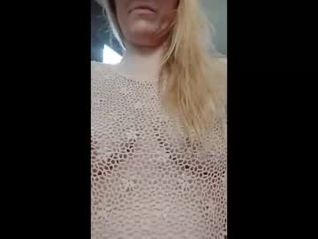 Sillydowap Chaturbate stream image from October 17, 2025