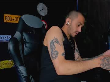 Damiancox Chaturbate stream image from October 17, 2025