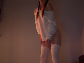 Elly_Fry Chaturbate stream image from October 17, 2025