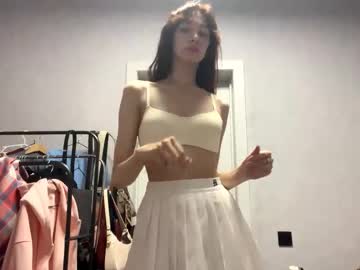 Wildpeachh Chaturbate stream image from October 17, 2025