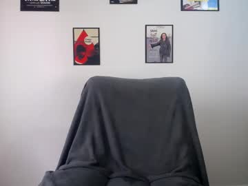 Yumyyumyyumy_ Chaturbate stream image from October 17, 2025