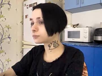 Dinorahdamoro Chaturbate stream image from October 17, 2025
