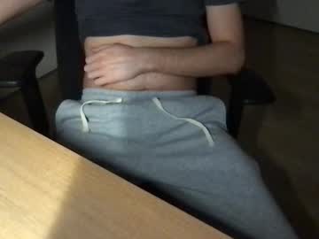 Eddy270 Chaturbate stream image from October 17, 2025