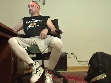 Hockeybud Chaturbate stream image from October 17, 2025
