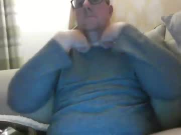 Hotchester Chaturbate stream image from October 17, 2025