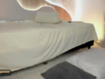 Adelineevanss Chaturbate stream image from October 17, 2025