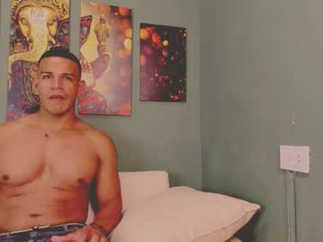 Evan_Hailey1 Chaturbate stream image from October 17, 2025