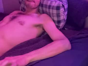 Fundude1993 Chaturbate stream image from October 17, 2025