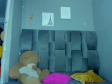 Jesterandmia Chaturbate stream image from October 17, 2025