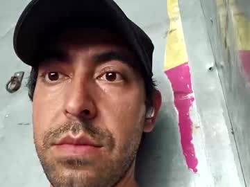 Mmiigguueell32 Chaturbate stream image from October 17, 2025