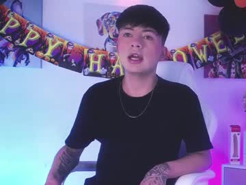 Steev_Novoa Chaturbate stream image from October 17, 2025