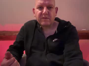 Tritonspace Chaturbate stream image from October 17, 2025