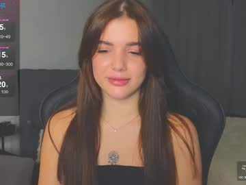 Adri_Dream Chaturbate stream image from October 18, 2025