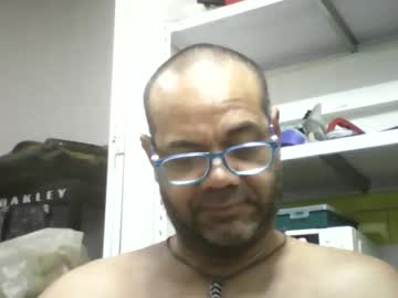Heistt Chaturbate stream image from October 18, 2025