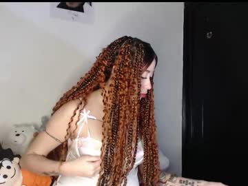 Queen_Of_M111lk Chaturbate stream image from October 18, 2025