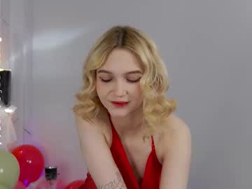 Saramist Chaturbate stream image from October 18, 2025
