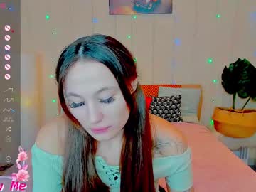 Honeybuns_Lizzy Chaturbate stream image from October 18, 2025