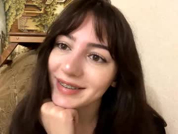 Leahduran Chaturbate stream image from October 18, 2025
