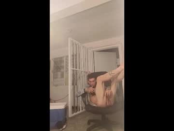 Longdick4eve Chaturbate stream image from October 18, 2025