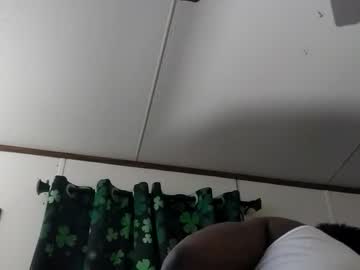 Hands_On_Yours Chaturbate stream image from October 18, 2025