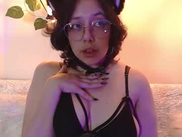 Milie_Yue Chaturbate stream image from October 18, 2025
