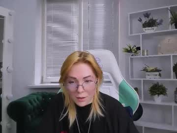Wild_Berry_Soul Chaturbate stream image from October 18, 2025
