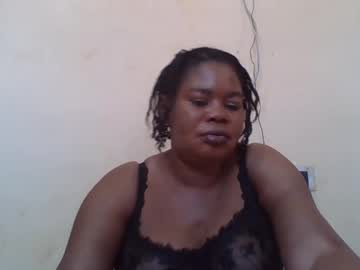 Sexydove2 Chaturbate stream image from October 18, 2025