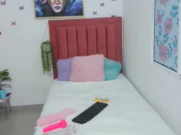 Daniela_Lan Chaturbate stream image from October 18, 2025