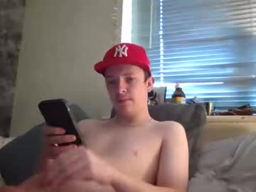 Deetwo345 Chaturbate stream image from October 18, 2025