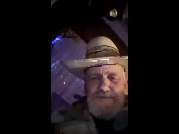Hung34u Chaturbate stream image from October 18, 2025