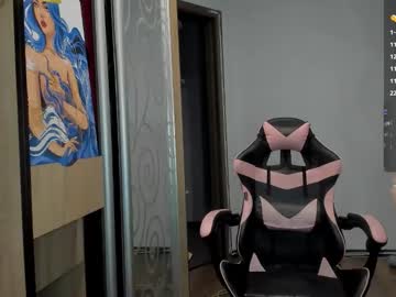 Playful_Mary Chaturbate stream image from October 18, 2025