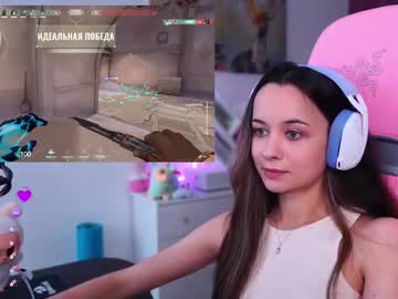 Juicy___Angel Chaturbate stream image from October 18, 2025