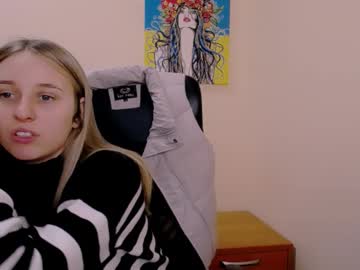 _Nicole_New Chaturbate stream image from October 18, 2025